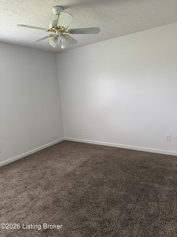 128 Hamilton Dr, Shepherdsville, KY 40165