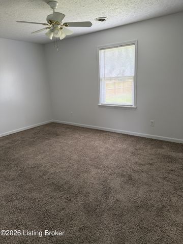 128 Hamilton Dr, Shepherdsville, KY 40165