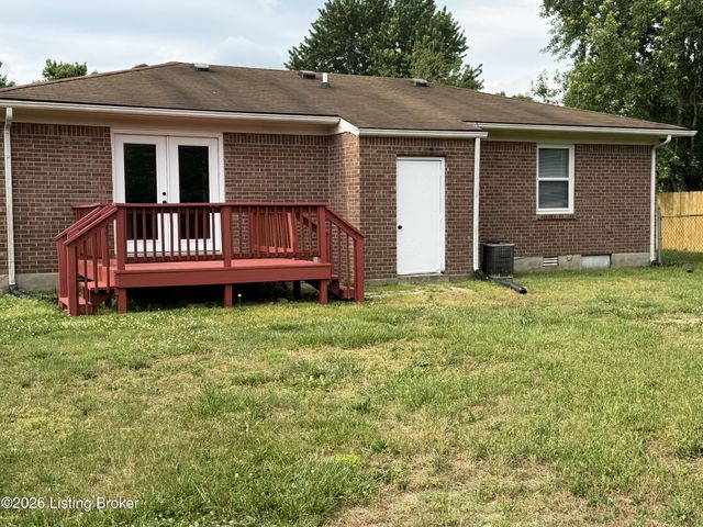 128 Hamilton Dr, Shepherdsville, KY 40165