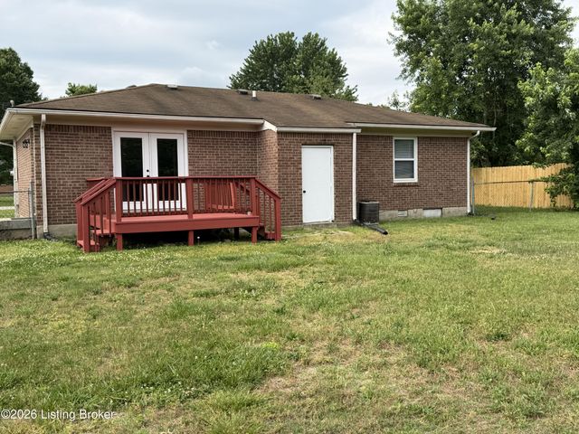 128 Hamilton Dr, Shepherdsville, KY 40165