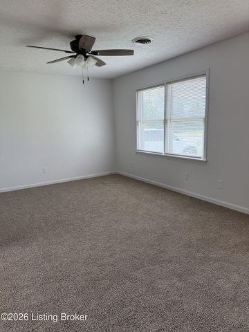 128 Hamilton Dr, Shepherdsville, KY 40165