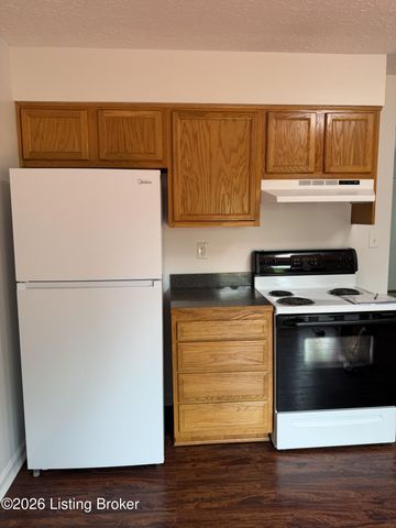 128 Hamilton Dr, Shepherdsville, KY 40165