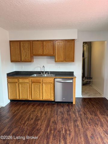 128 Hamilton Dr, Shepherdsville, KY 40165