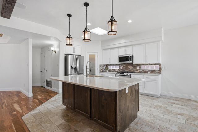 4405 Beresford Lane NW, Albuquerque, NM 87120