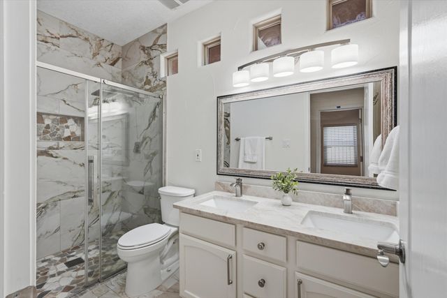 4405 Beresford Lane NW, Albuquerque, NM 87120