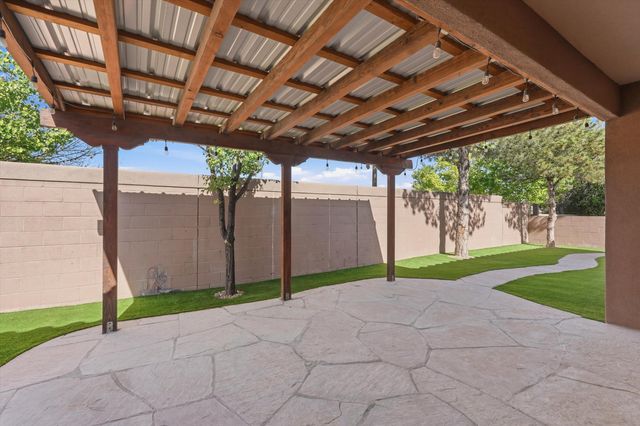 4405 Beresford Lane NW, Albuquerque, NM 87120
