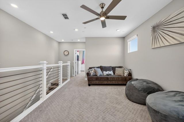 408 Camas Ct, Roseville, CA 95747