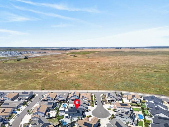 408 Camas Ct, Roseville, CA 95747
