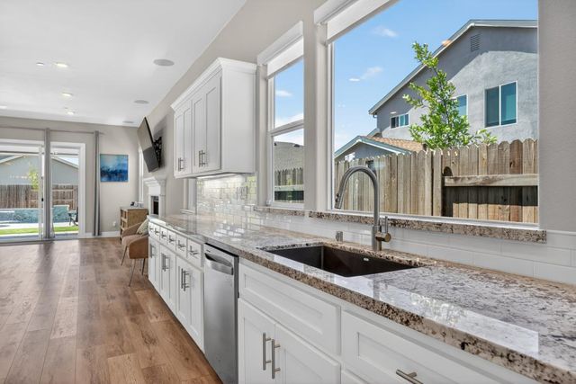 408 Camas Ct, Roseville, CA 95747