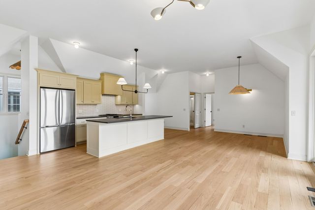 3711 Colgate Avenue 2, Minneapolis, MN 55410