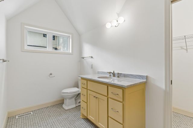 3711 Colgate Avenue 2, Minneapolis, MN 55410