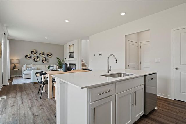 714 Solstice Circle, Belton, MO 64012