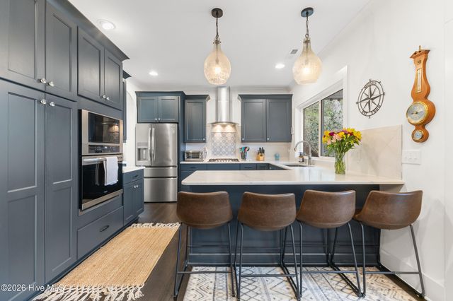 104 W High Bluff Drive, Hampstead, NC 28443