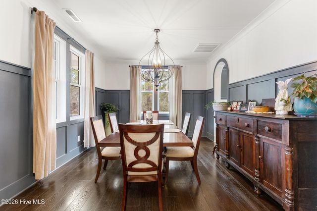 104 W High Bluff Drive, Hampstead, NC 28443