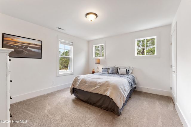 104 W High Bluff Drive, Hampstead, NC 28443