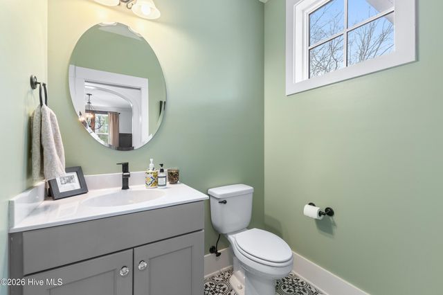 104 W High Bluff Drive, Hampstead, NC 28443