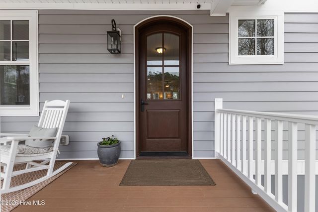 104 W High Bluff Drive, Hampstead, NC 28443