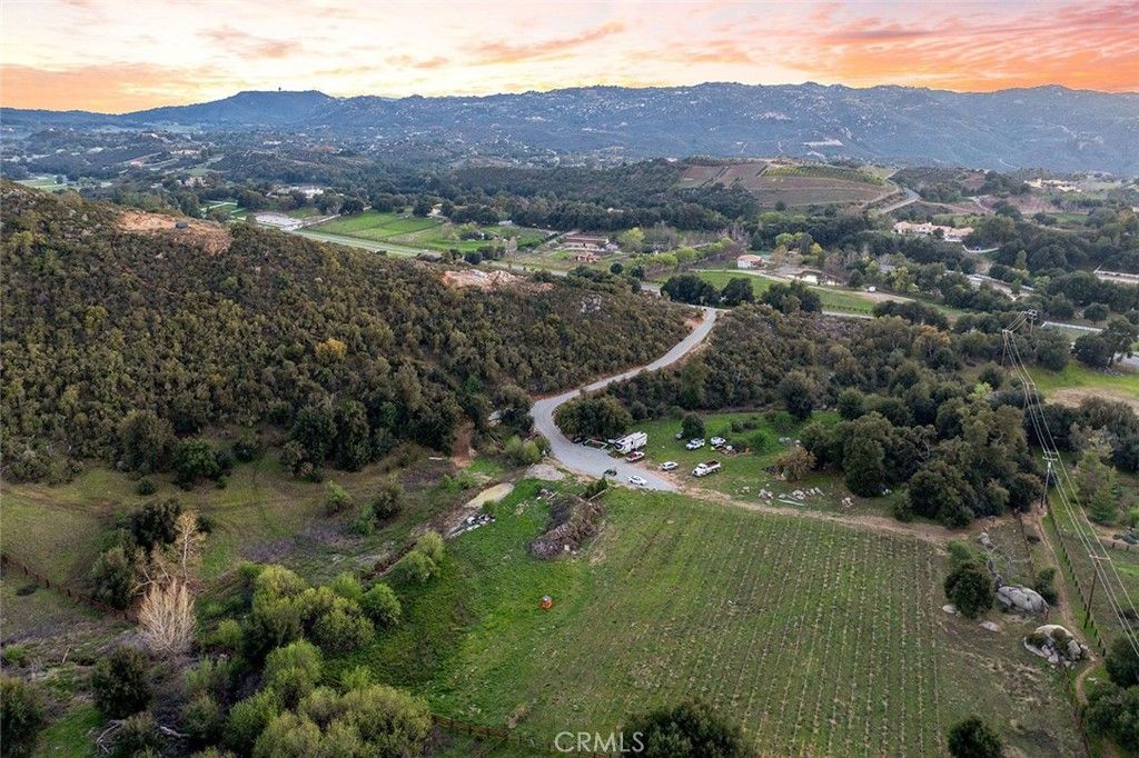 39948 Avenida La Cresta, Murrieta, CA 92562