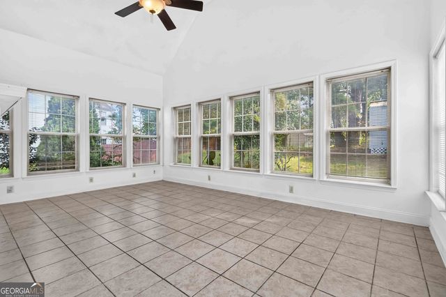 1137 E Shoreview Road, Mcdonough, GA 30253