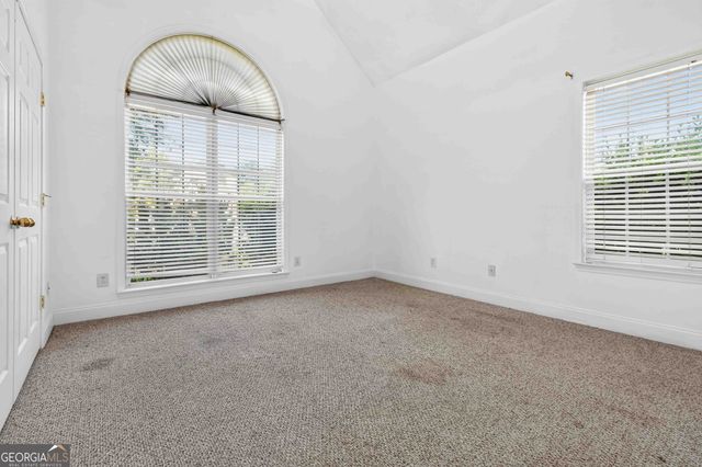 1137 E Shoreview Road, Mcdonough, GA 30253
