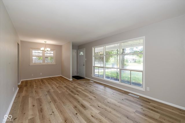 7402 E 52nd Street, Indianapolis, IN 46226