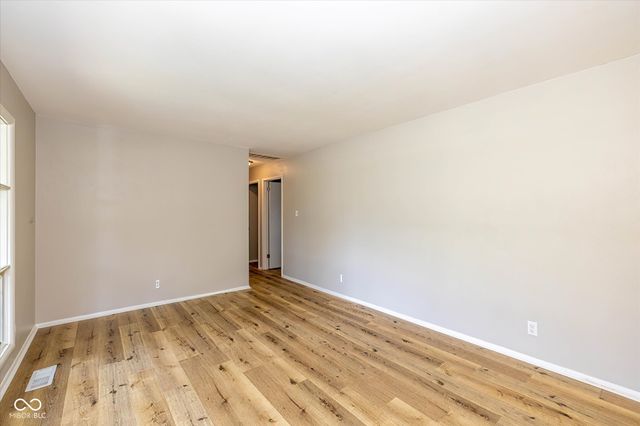 7402 E 52nd Street, Indianapolis, IN 46226