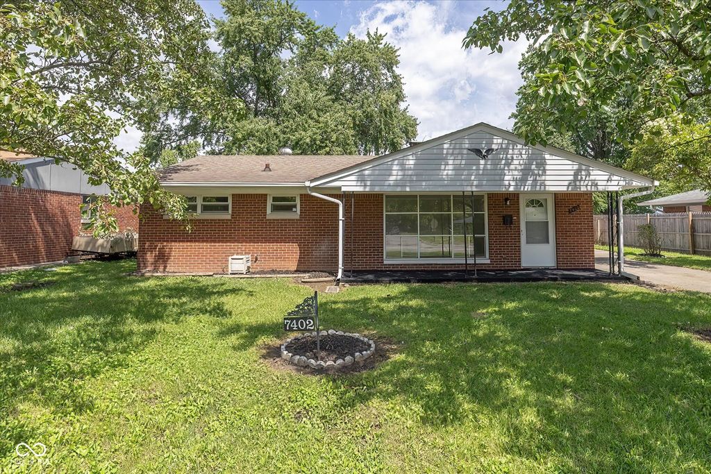 7402 E 52nd Street, Indianapolis, IN 46226