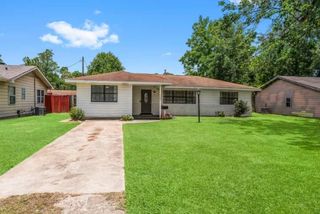 7280 Click Drive, Beaumont, TX 77708