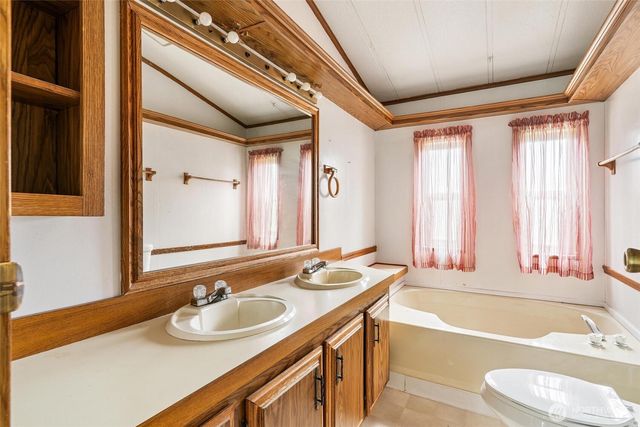 4702 233rd Street Ct E, Spanaway, WA 98387