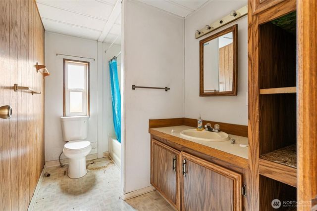 4702 233rd Street Ct E, Spanaway, WA 98387