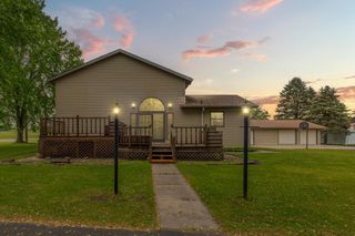 425 W Franklin Street, Morristown, MN 55052