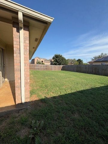 400 Angler Drive, Crowley, TX 76036