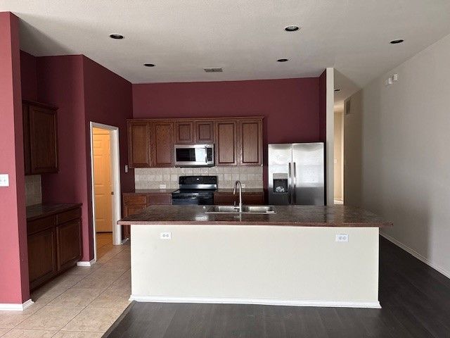 400 Angler Drive, Crowley, TX 76036