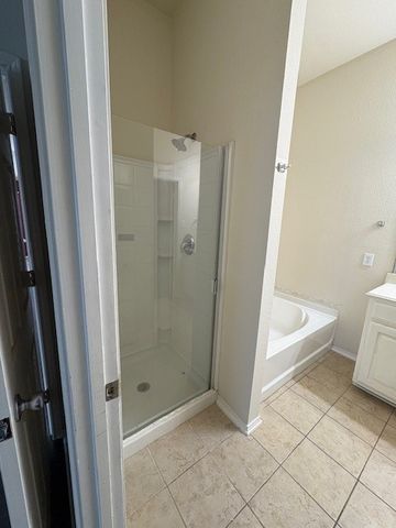 400 Angler Drive, Crowley, TX 76036