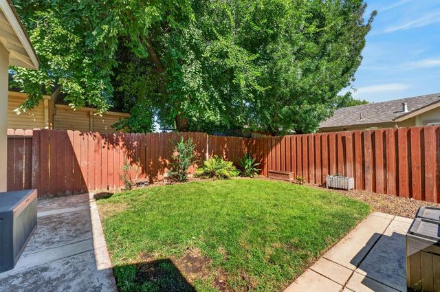 3839 13th Ave, Sacramento, CA 95820