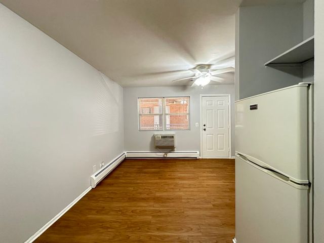 4543 N Dover Street 2F, Chicago, IL 60640