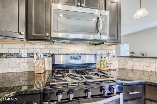 380 ISAIAS Avenue, Canutillo, TX 79835