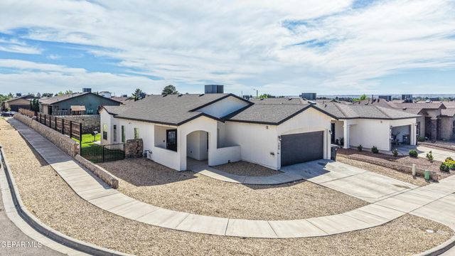380 ISAIAS Avenue, Canutillo, TX 79835