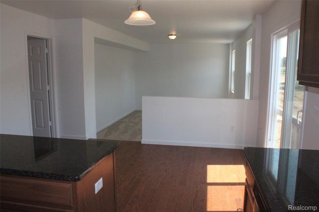58175 KINCAID Street, New Haven Village, MI 48048