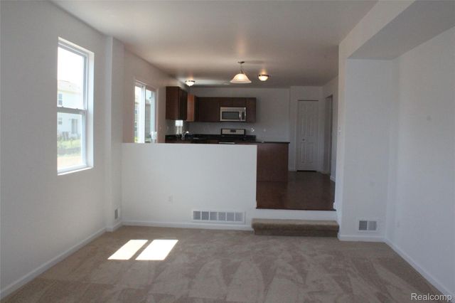 58175 KINCAID Street, New Haven Village, MI 48048