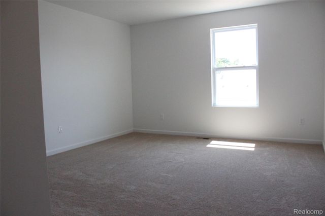 58175 KINCAID Street, New Haven Village, MI 48048