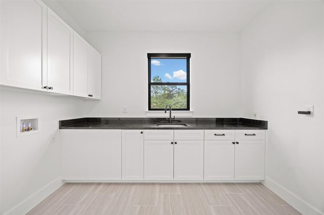 111 Tall Forest DR, Bastrop, TX 78602