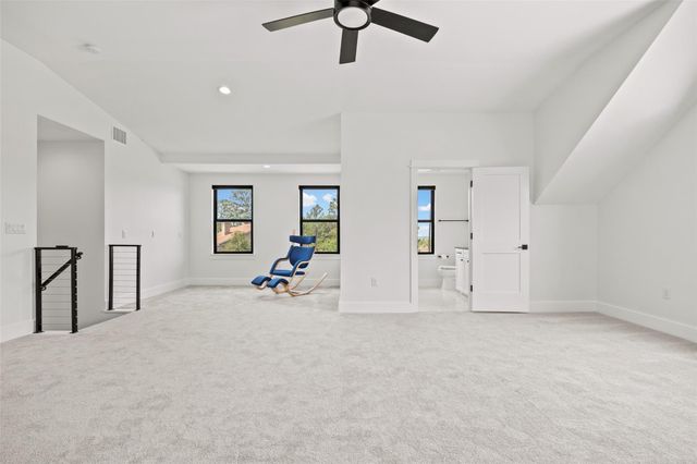 111 Tall Forest DR, Bastrop, TX 78602