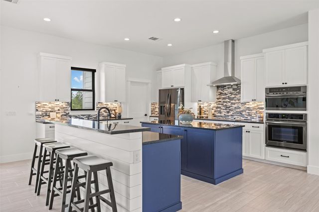 111 Tall Forest DR, Bastrop, TX 78602