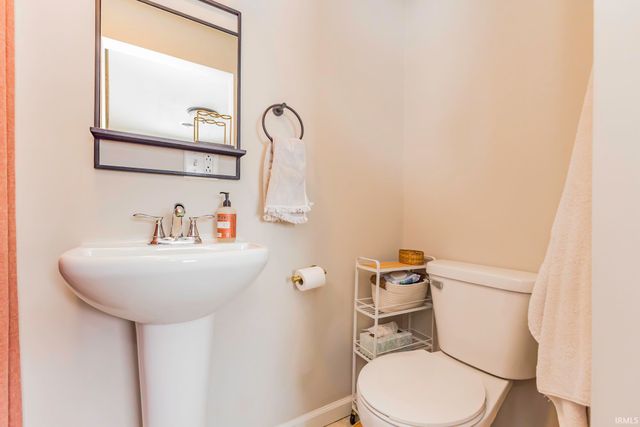 1501 W Sheffield Drive, Muncie, IN 47304