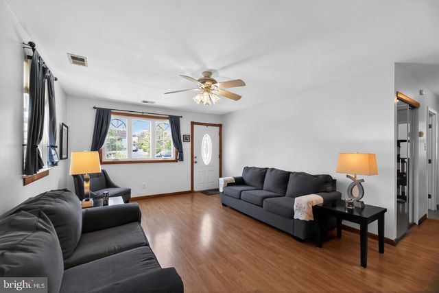 43 KOHOMO AVE, Sicklerville, NJ 08081