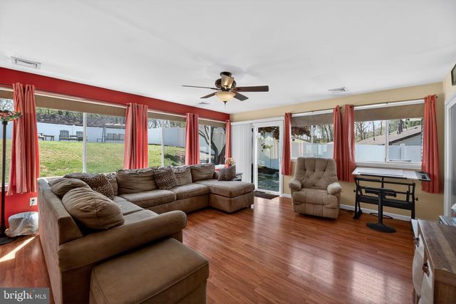 43 KOHOMO AVE, Sicklerville, NJ 08081