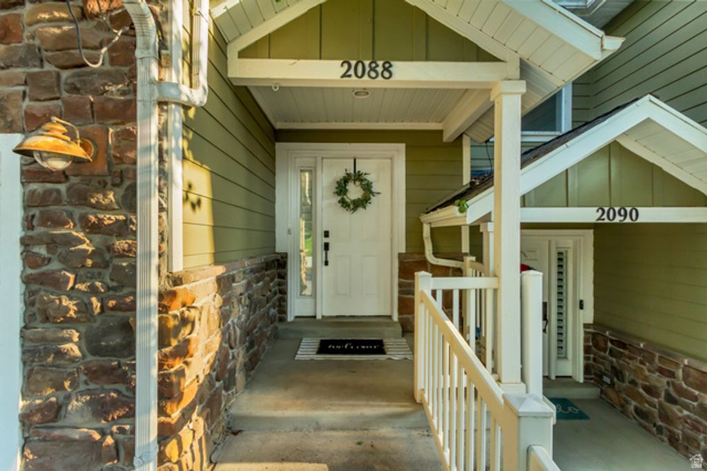 2088 S ORCHARD DR, Bountiful, UT 84010 — photo 2