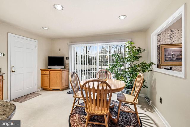 705 IRON POST RD, Moorestown, NJ 08057