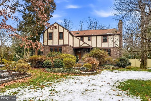 705 IRON POST RD, Moorestown, NJ 08057